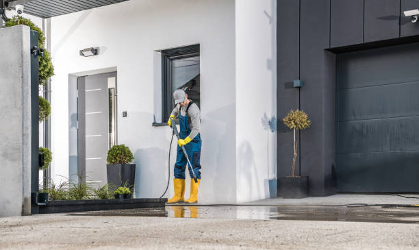 Best Parking Lot and Garage Cleaning  in Seminole Manor, FL